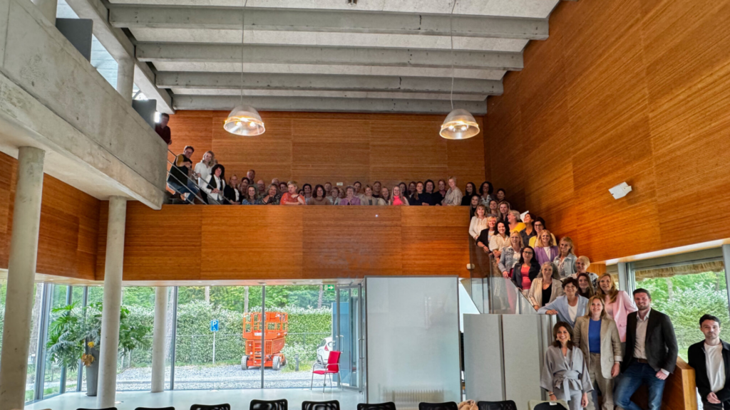 Samen voor mensen die zorgen voor een ander: Valtes en ZorgMies  Thumbnail